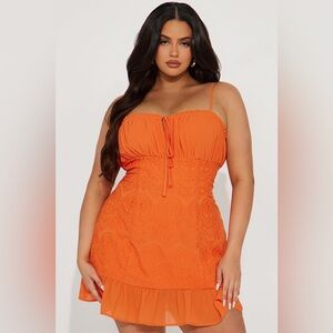 Fashion Nova Vestido Mini Cora Crepe - Naranja | 2X | Like New
